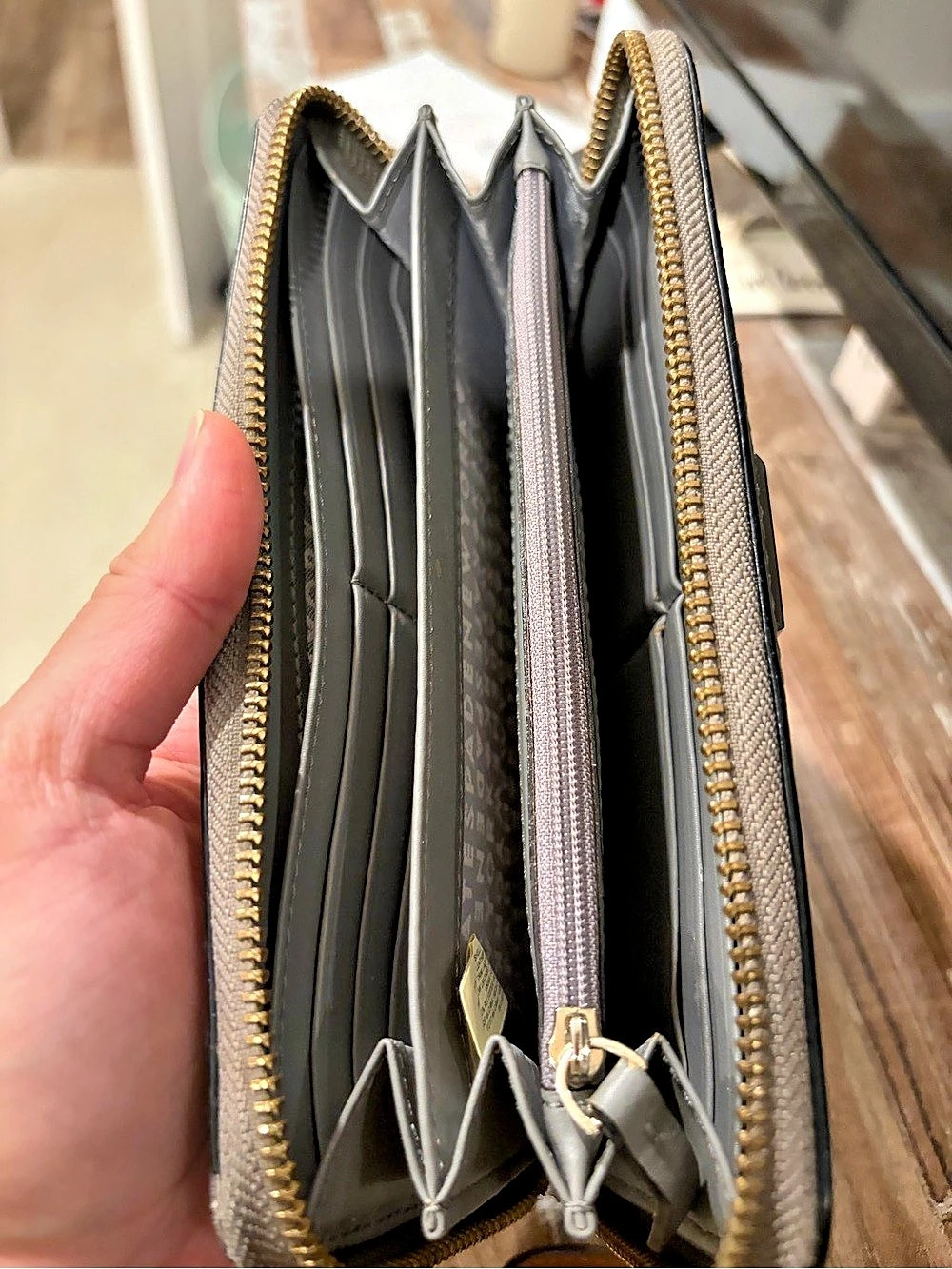 Kate Spade Gray Wallet - Picture 3 of 12